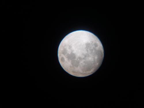 my first photo with a telescope and a smartphone !