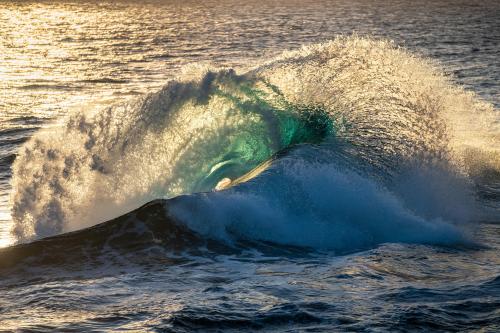 "Unfurl" 2022. NSW, Australia. The collision of two waves creating a perfect balance, nature doing its best to show off at the best time of the morning. Thankful to have been there to capture it in all it's beauty. IG: jyeberryphoto //