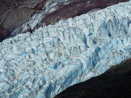 Koma Kulshan  awes with rolling glaciers &amp; towering seracs