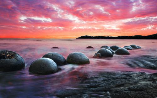 Moeraki Boulders - Otago Coast NZ