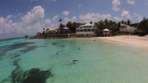 Love Beach, Nassau