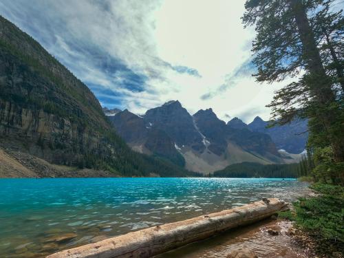 Moraine Lake, Alberta, Canada