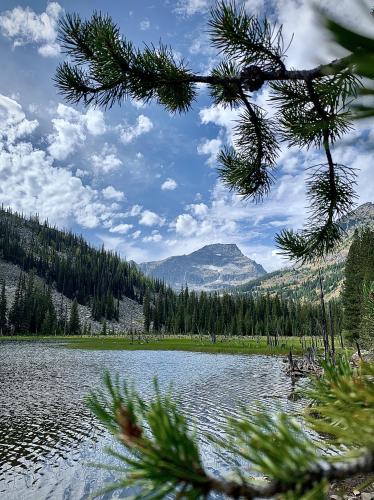 September in Montana Backcountry. Only person for miles. OC.