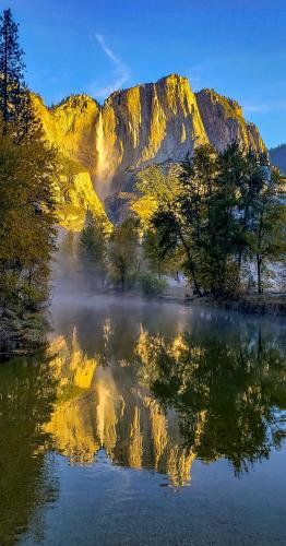 Breathtaking beauty of Yosemite National Park, by far one of the best photo's I've ever taken