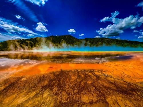 The Grand Prismatic Spring in Yellowstone National Park, Wyoming