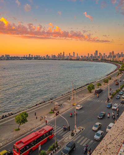 Marine drive, Mumbai