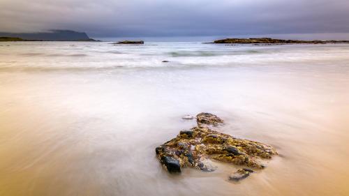 Flakstad Beach