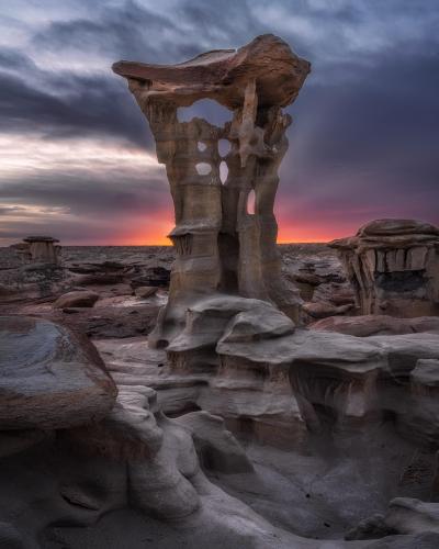 The Alien Throne, New Mexico