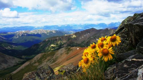 The view from the side of Grays Peak, Colorado, US.
