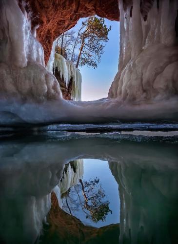 Apostle Islands National Lakeshore Ice Caves